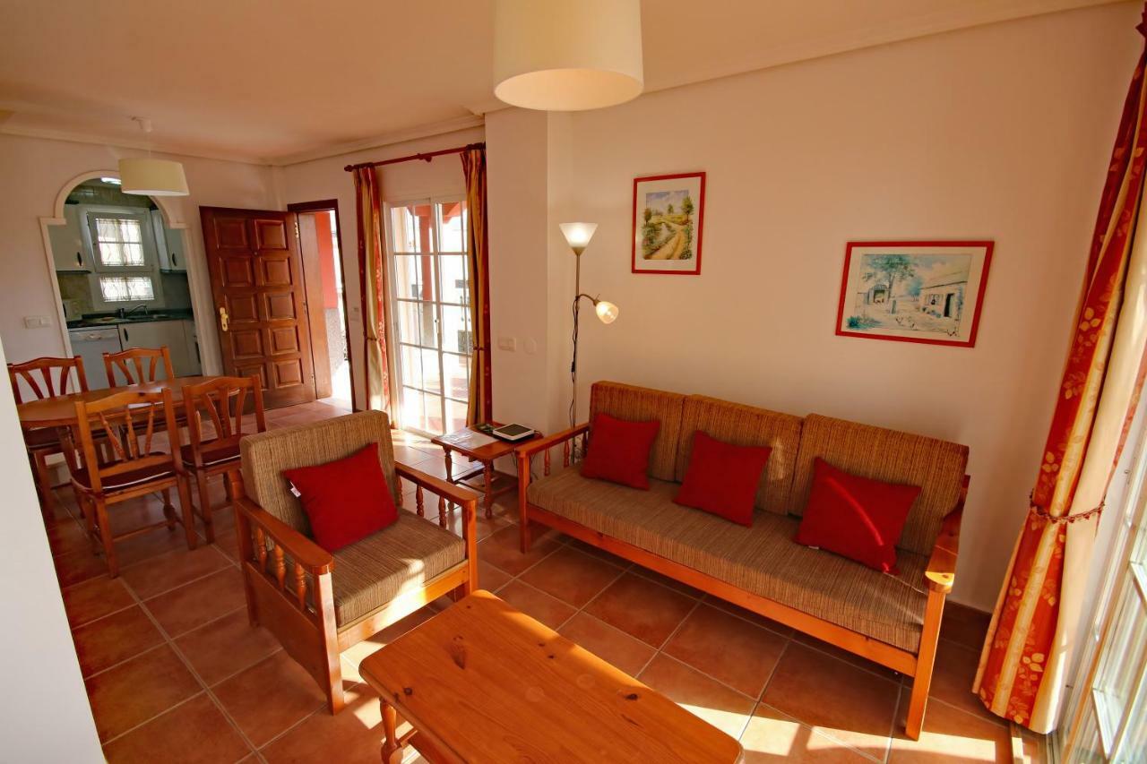 Las Dunas 2 By Rentmedano Pretty 2 Bedroom Villa, Ocean Views, Pool And Wifi El Médano Eksteriør bilde