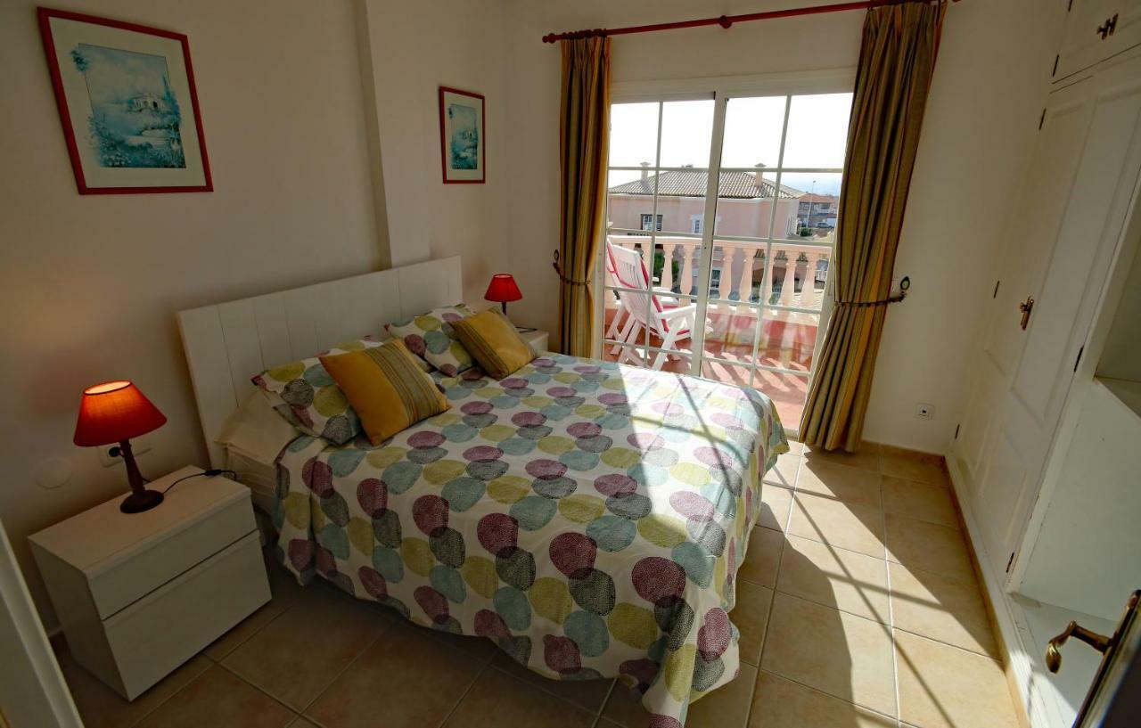 Las Dunas 2 By Rentmedano Pretty 2 Bedroom Villa, Ocean Views, Pool And Wifi El Médano Eksteriør bilde
