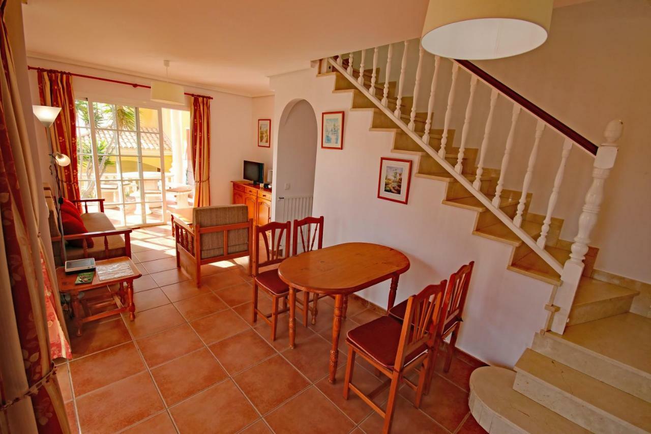 Las Dunas 2 By Rentmedano Pretty 2 Bedroom Villa, Ocean Views, Pool And Wifi El Médano Eksteriør bilde